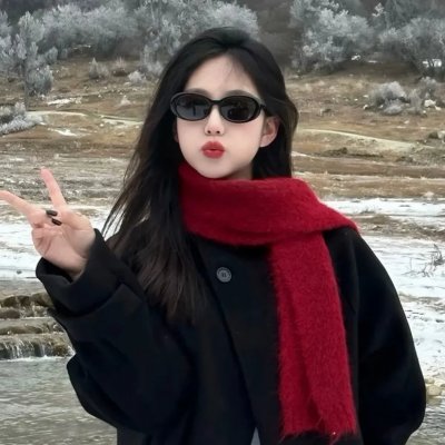 战火中的花蕾
